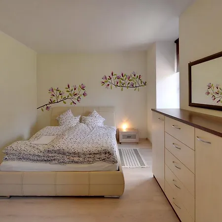 Avangarda * Sklářská Poruba